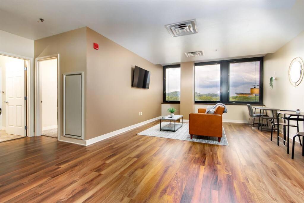 Sprawling Stadium Views Wonderful Location 24-7 Parking Gym Lounge Pittsburgh Ngoại thất bức ảnh