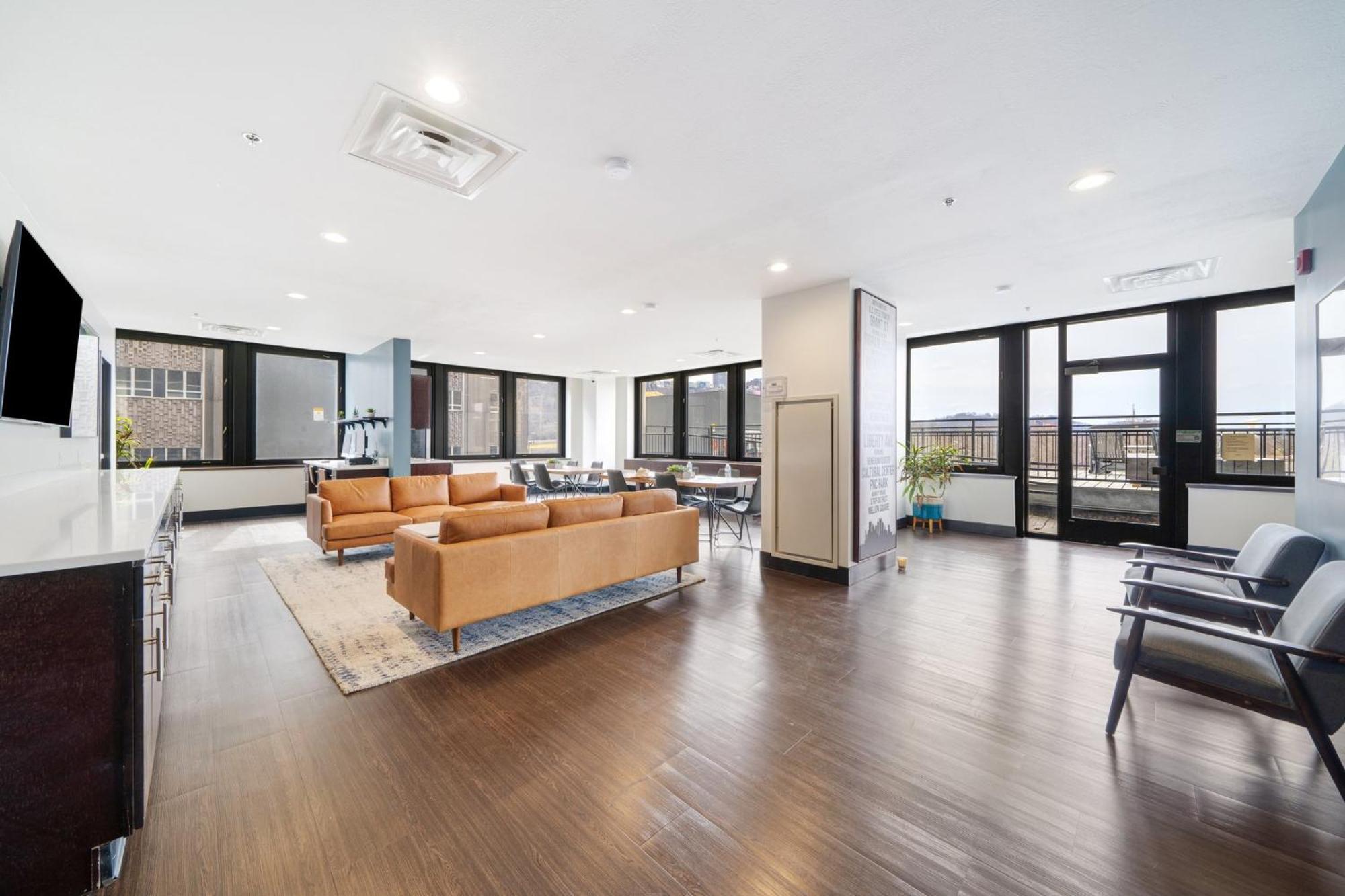 Sprawling Stadium Views Wonderful Location 24-7 Parking Gym Lounge Pittsburgh Ngoại thất bức ảnh